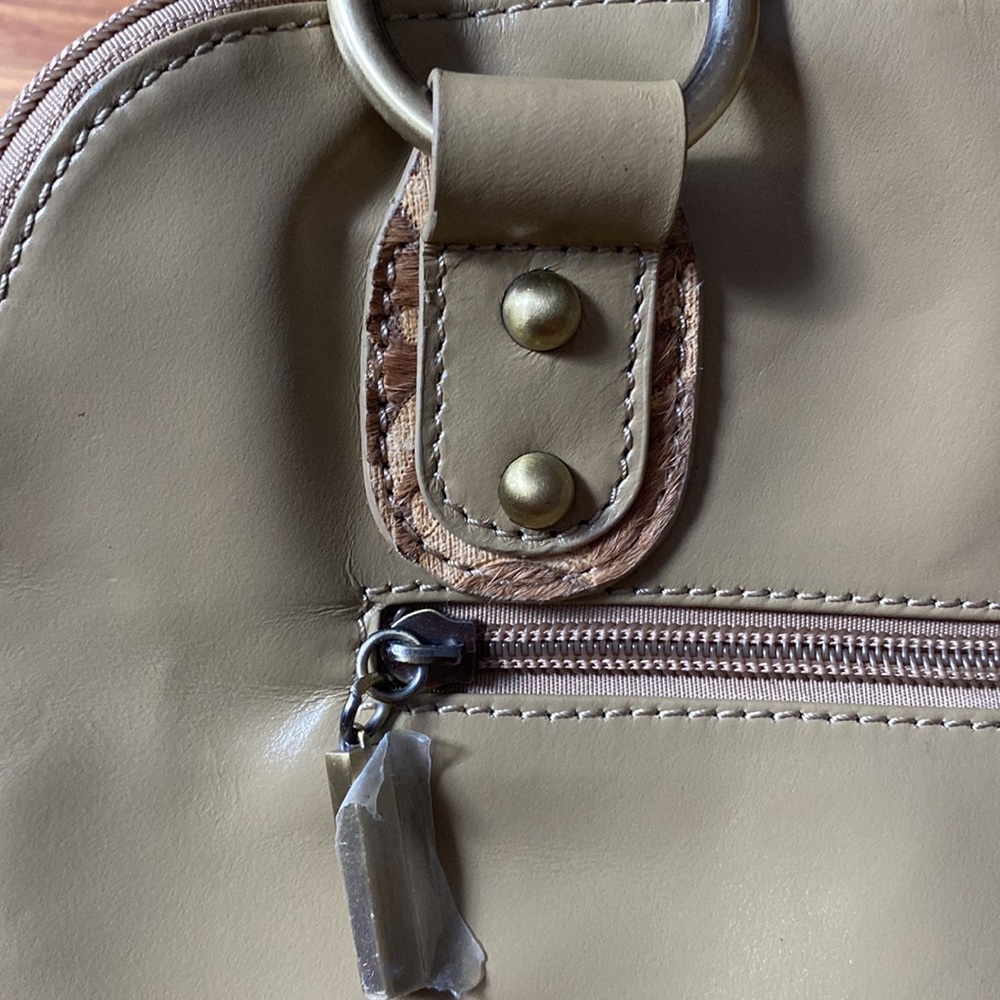The Find NWT bag - Picture 3 of 9